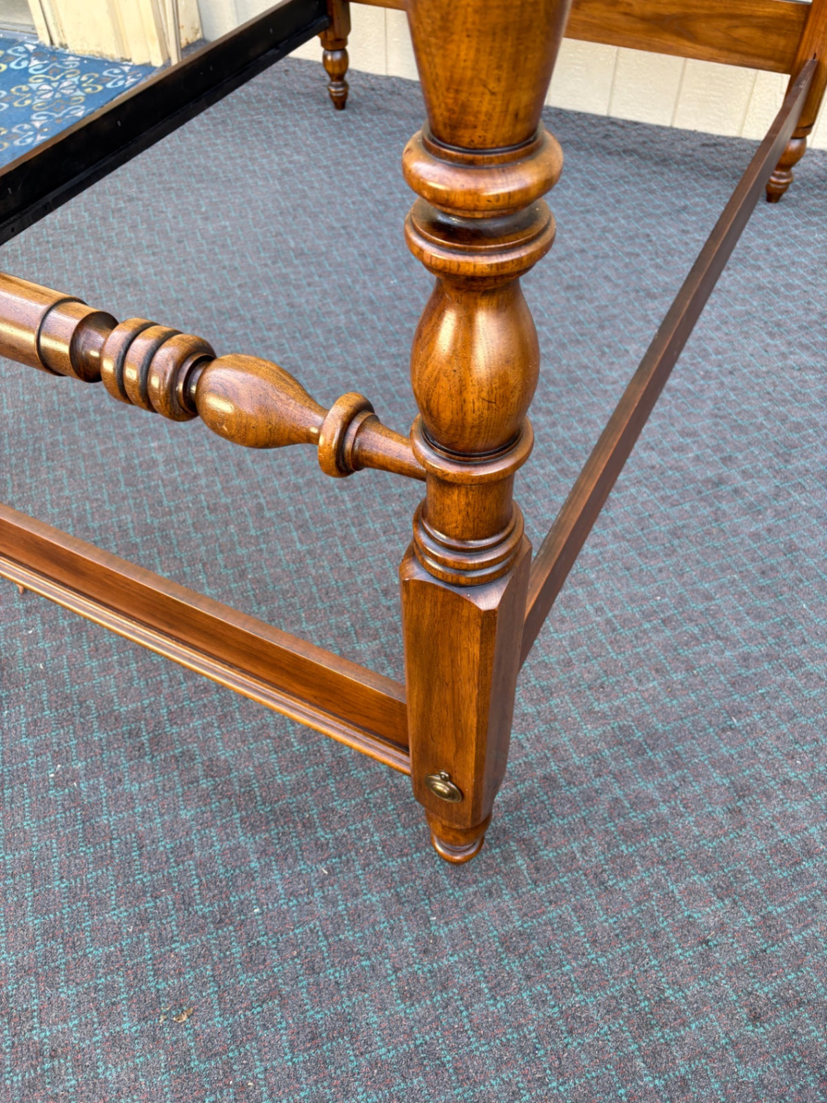 68168  Henkel Harris Full Size Mahogany Poster Bed, Traditional Style