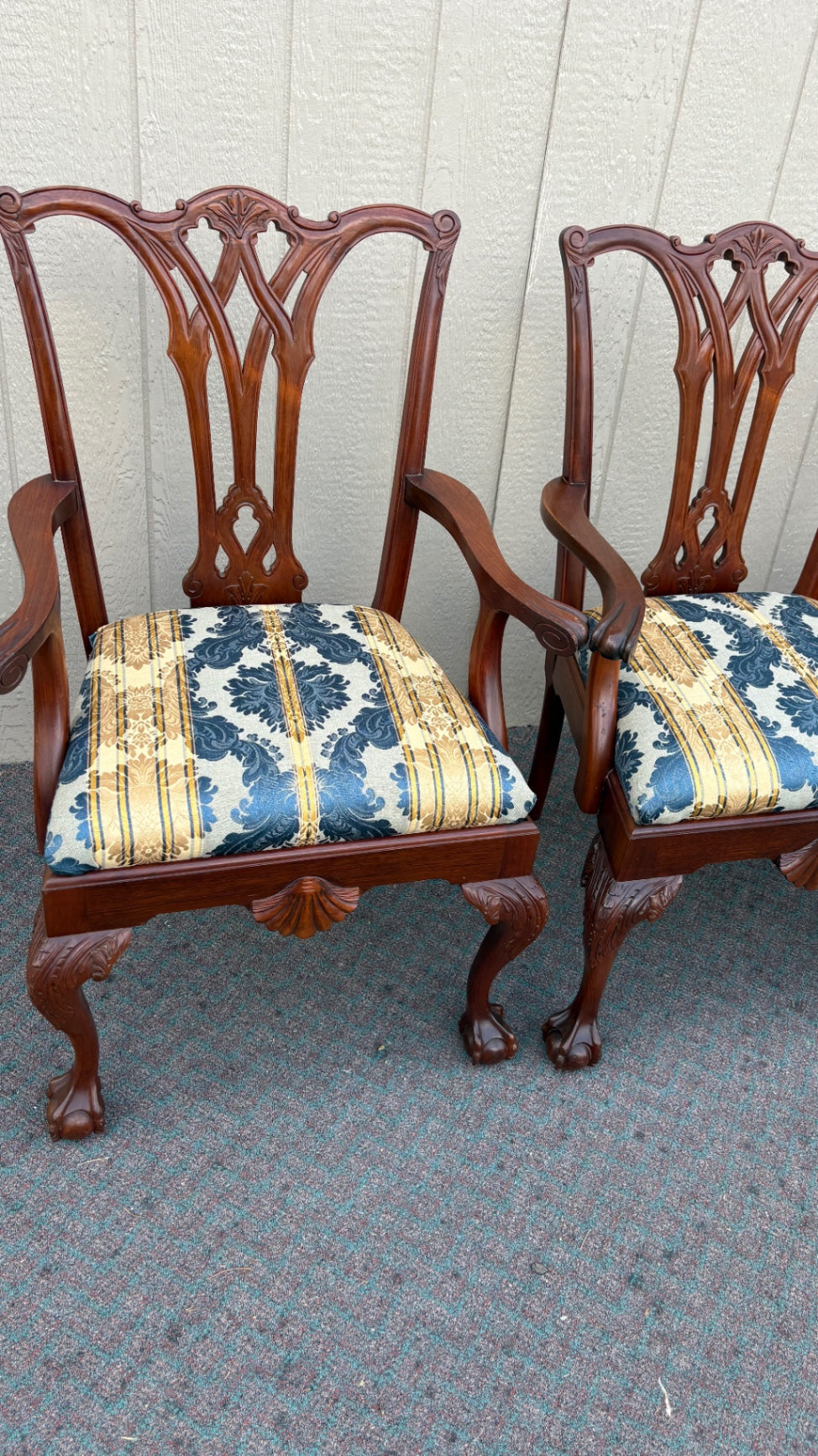 67883 Set of 6 Chippendale Style Mahogany Dining Chairs with Claw Feet