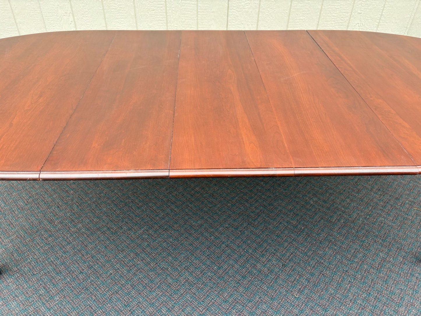 67536 Hitchcock Queen Anne Style Dining Table with 3 Leaves TOP 94" x 42"