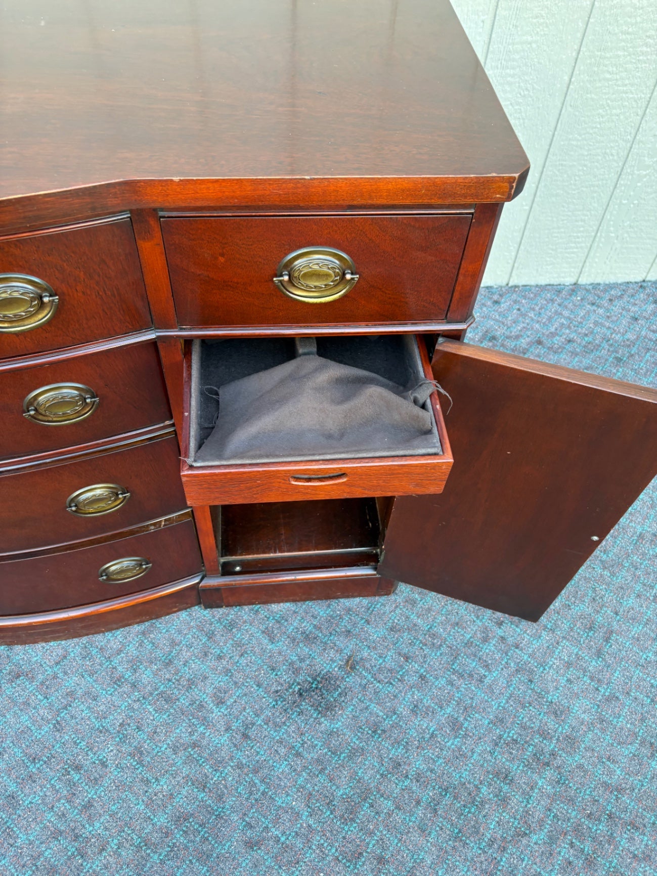68072 Drexel Mahogany Bow Front Server with Brass Hardware