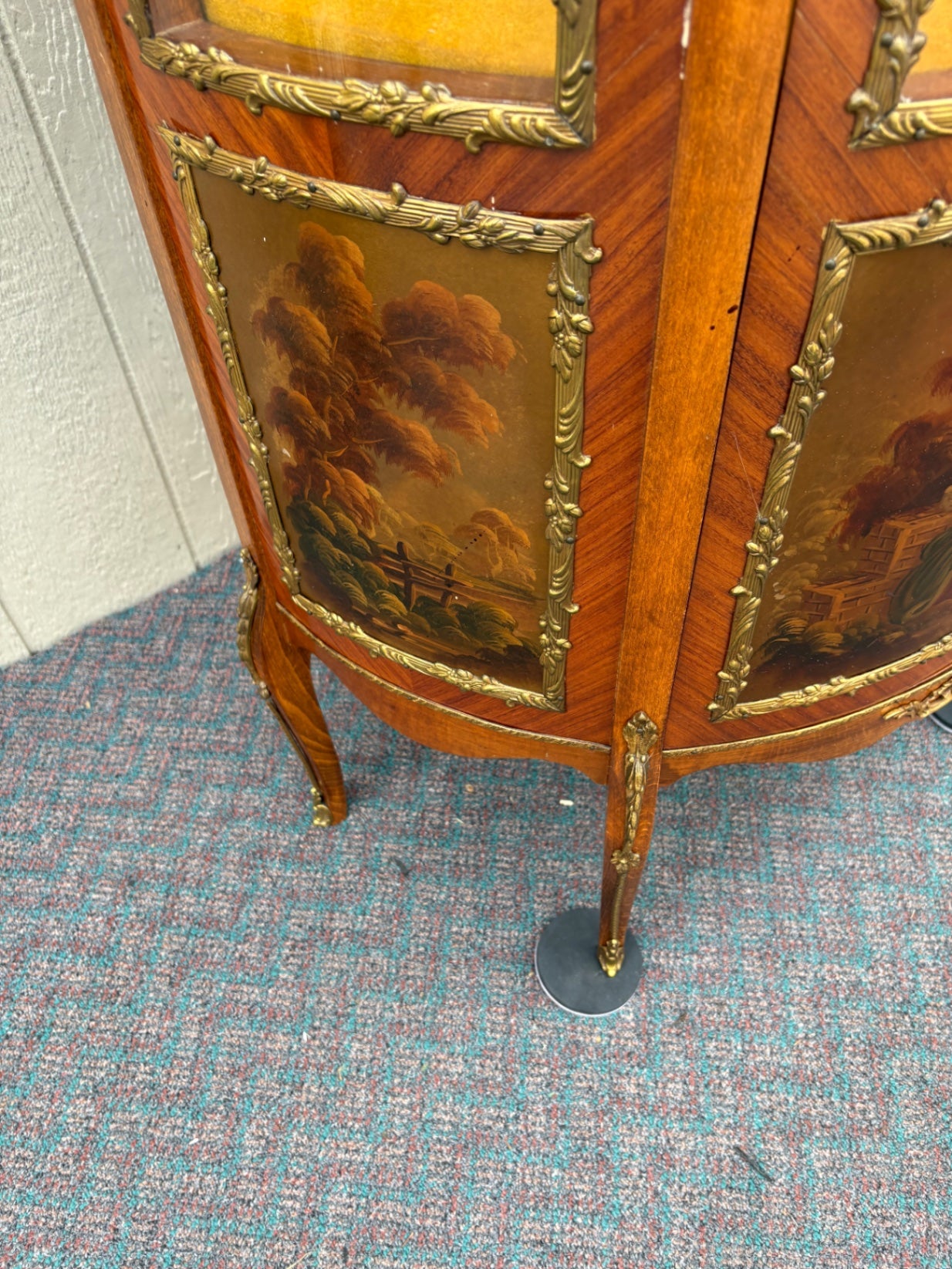 67813 Elegant Louis XV Style Curio Cabinet with Hand-Painted Panels