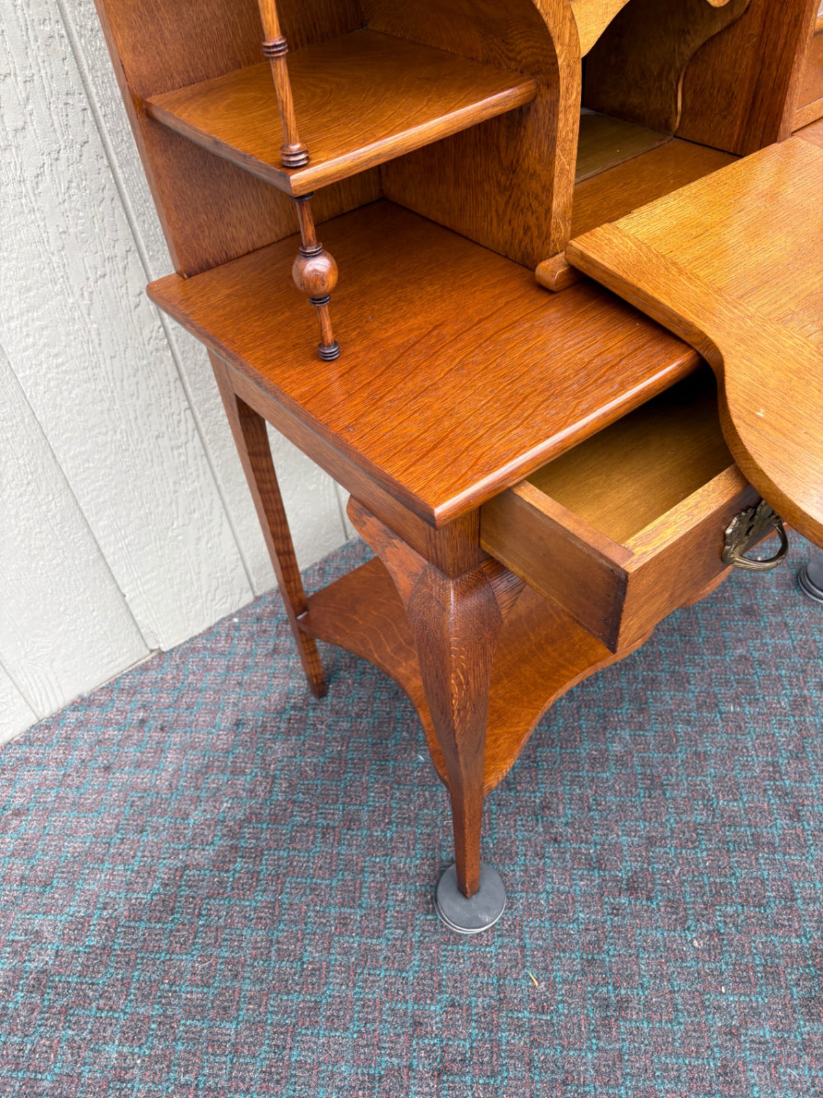 68144 Victorian Oak Davenport Desk with Carved Details and Mirror