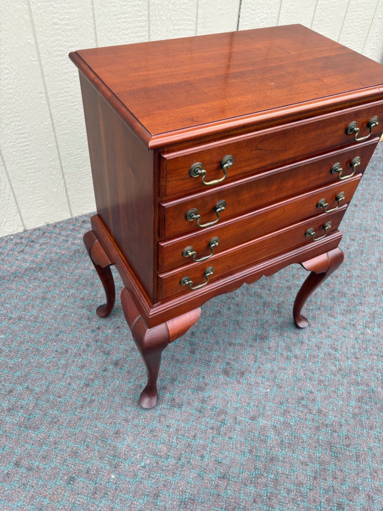 68109 Mahogany Queen Anne Style Silverware Chest with Cabriole Legs