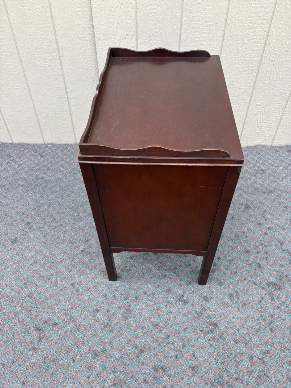 67930 Drexel Traditional Mahogany Nightstand with Brass Hardware