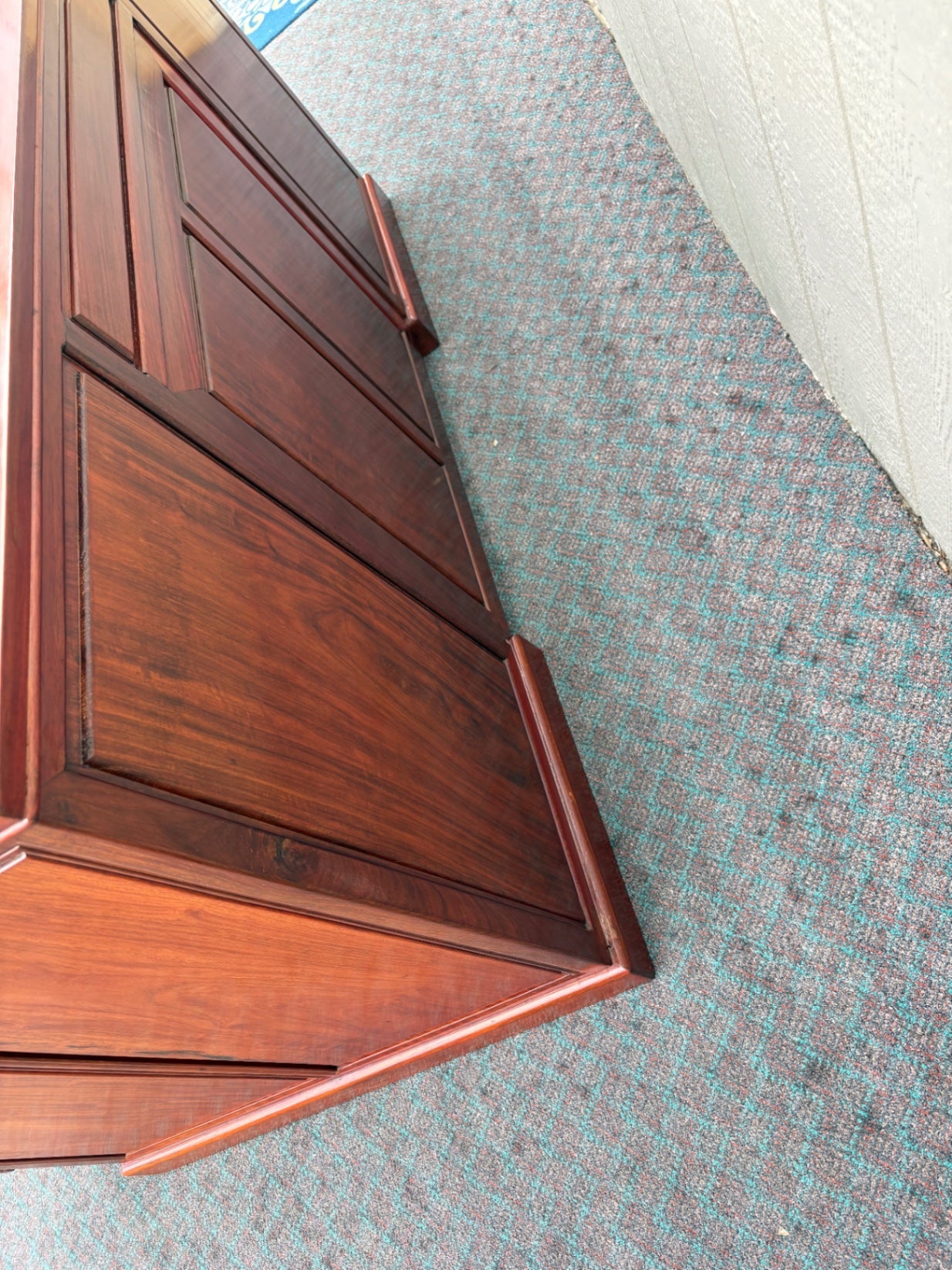 Oriental Executive Desk with Rich Mahogany Finish and Ample Storage