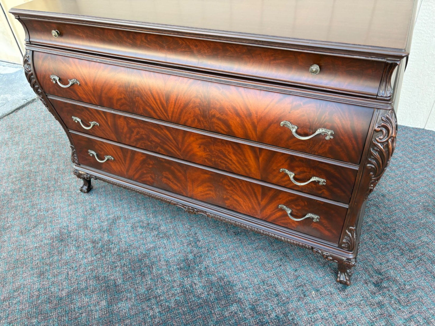 67492 Antique Flame Mahogany Dresser with Ornate Mirror