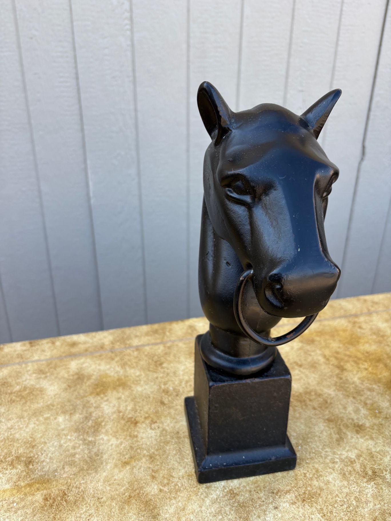 67592 Pair of Vintage Cast Iron Horse Head Sculptures with Rings