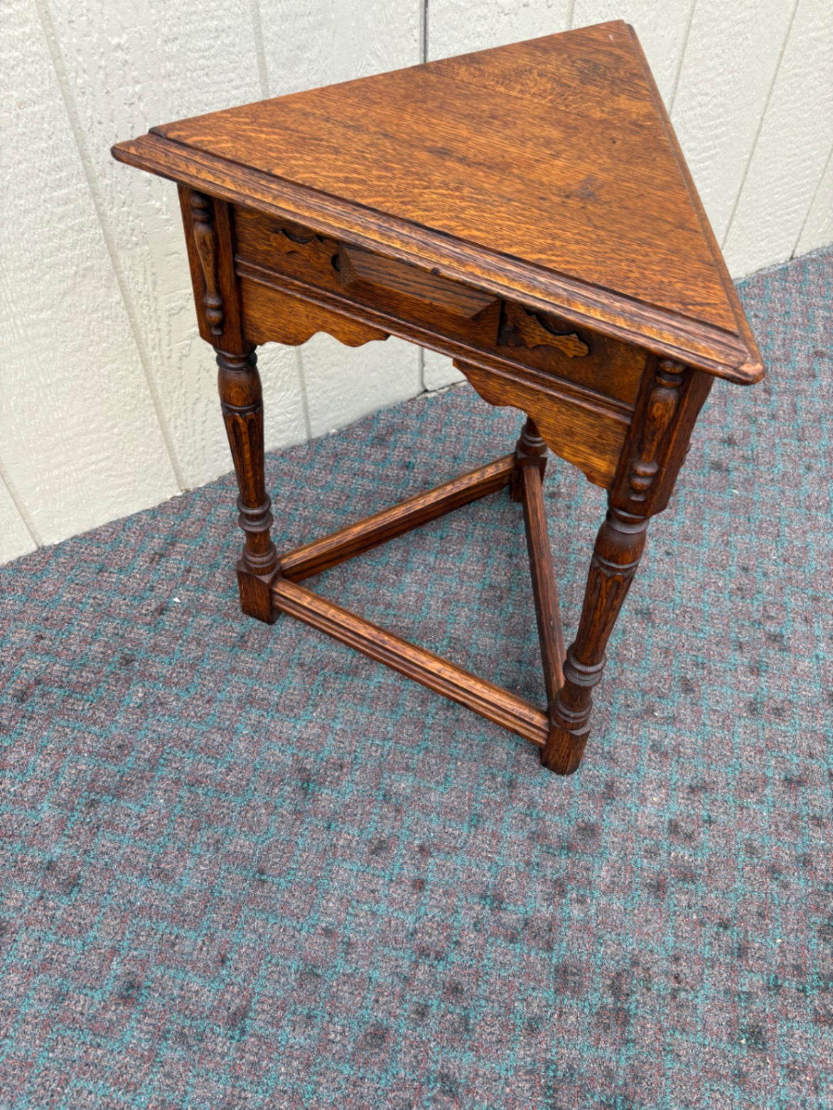 67954 Antique Oak Triangle Side Table with Turned Legs and Carved Details