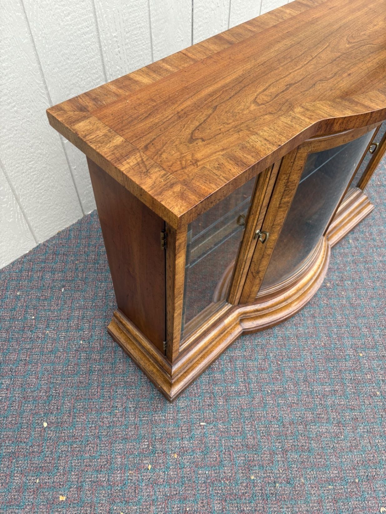 67663 American of Martinsville Serpentine Buffet with Glass Doors