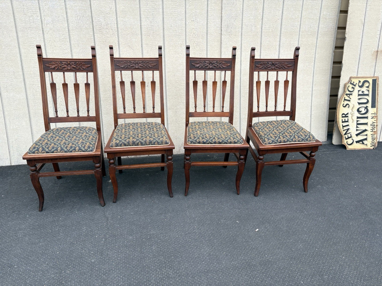 66466 Set 4 Victorian Walnut  Custom Hand Made Dining Chairs Chair s