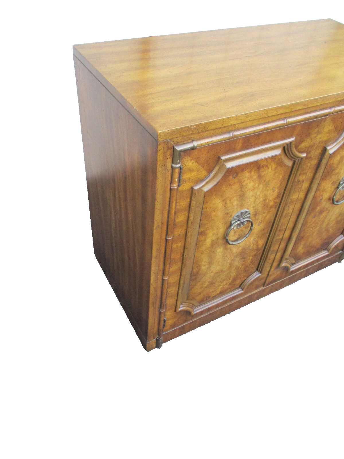 64135 Weiman Cabinet Chest Server