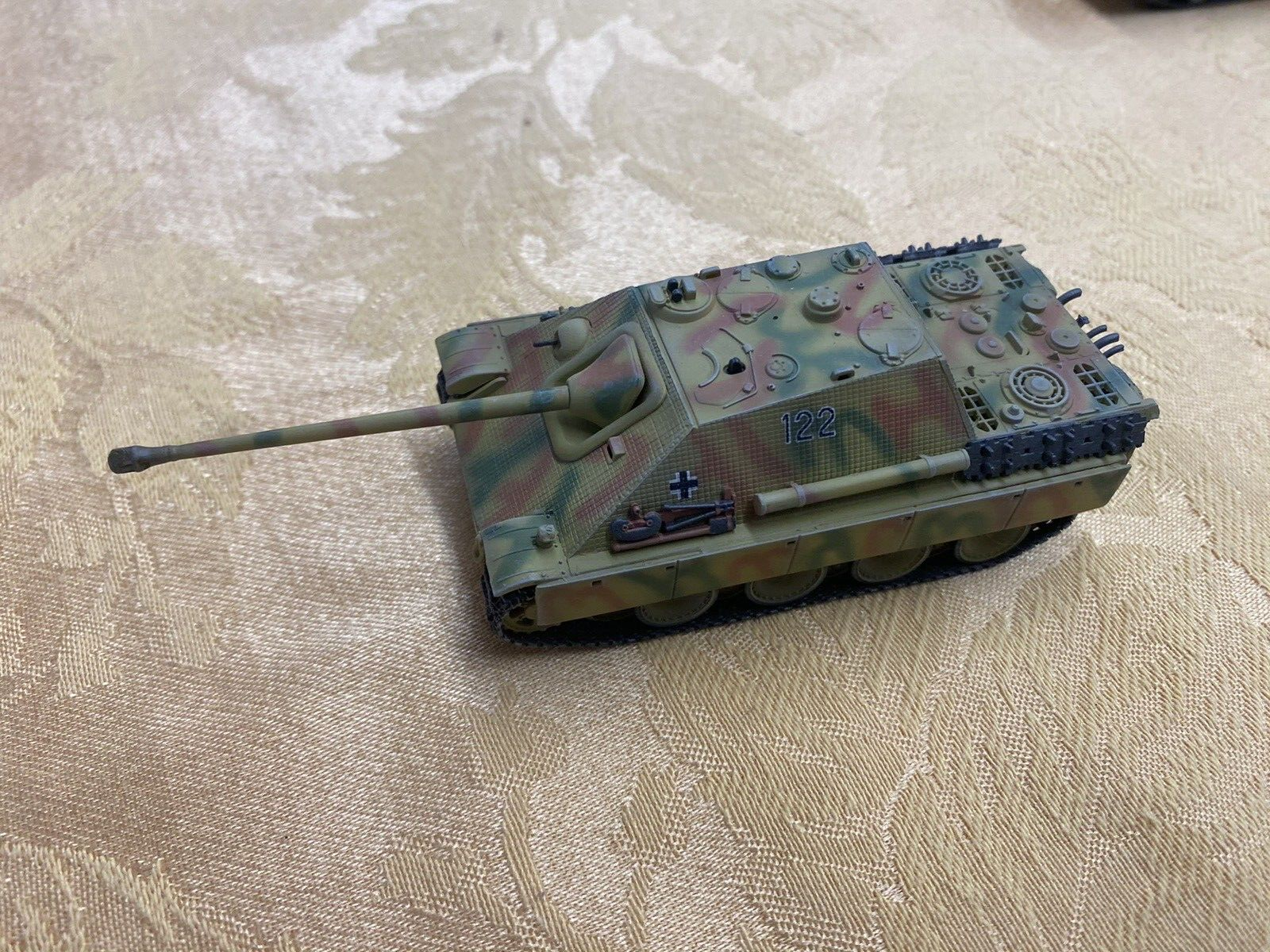ES 54: Grouping of 7 Military Vehicles  Tanks    3 3/4" to 4" long