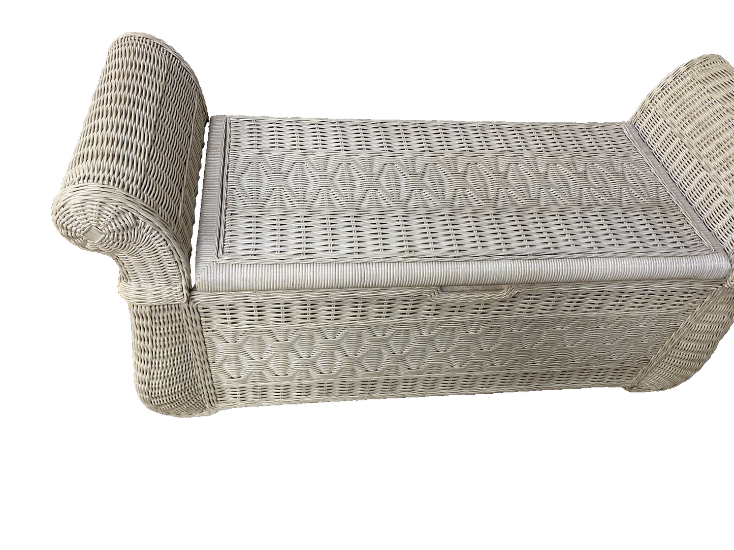 65532 Wicker Blanket Chest Storage Cabinet PIER 1 ??