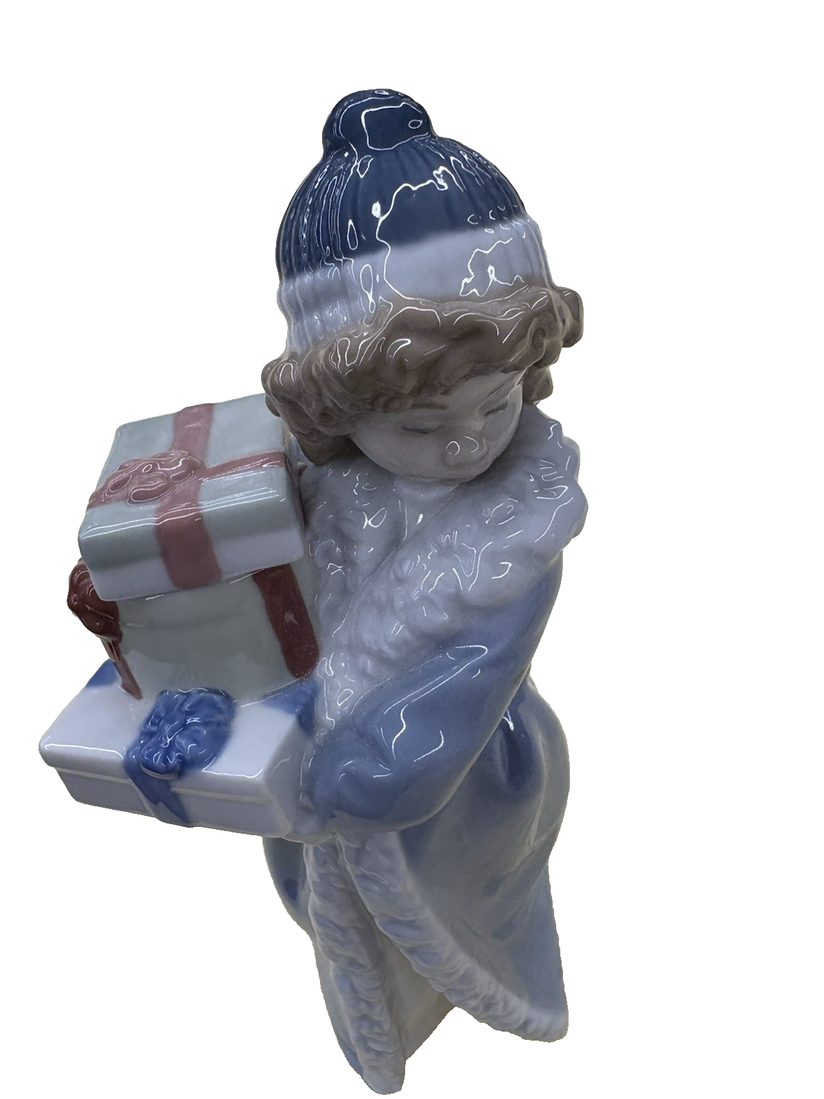 COL 02:      NAO Porcelaine Figure with packages