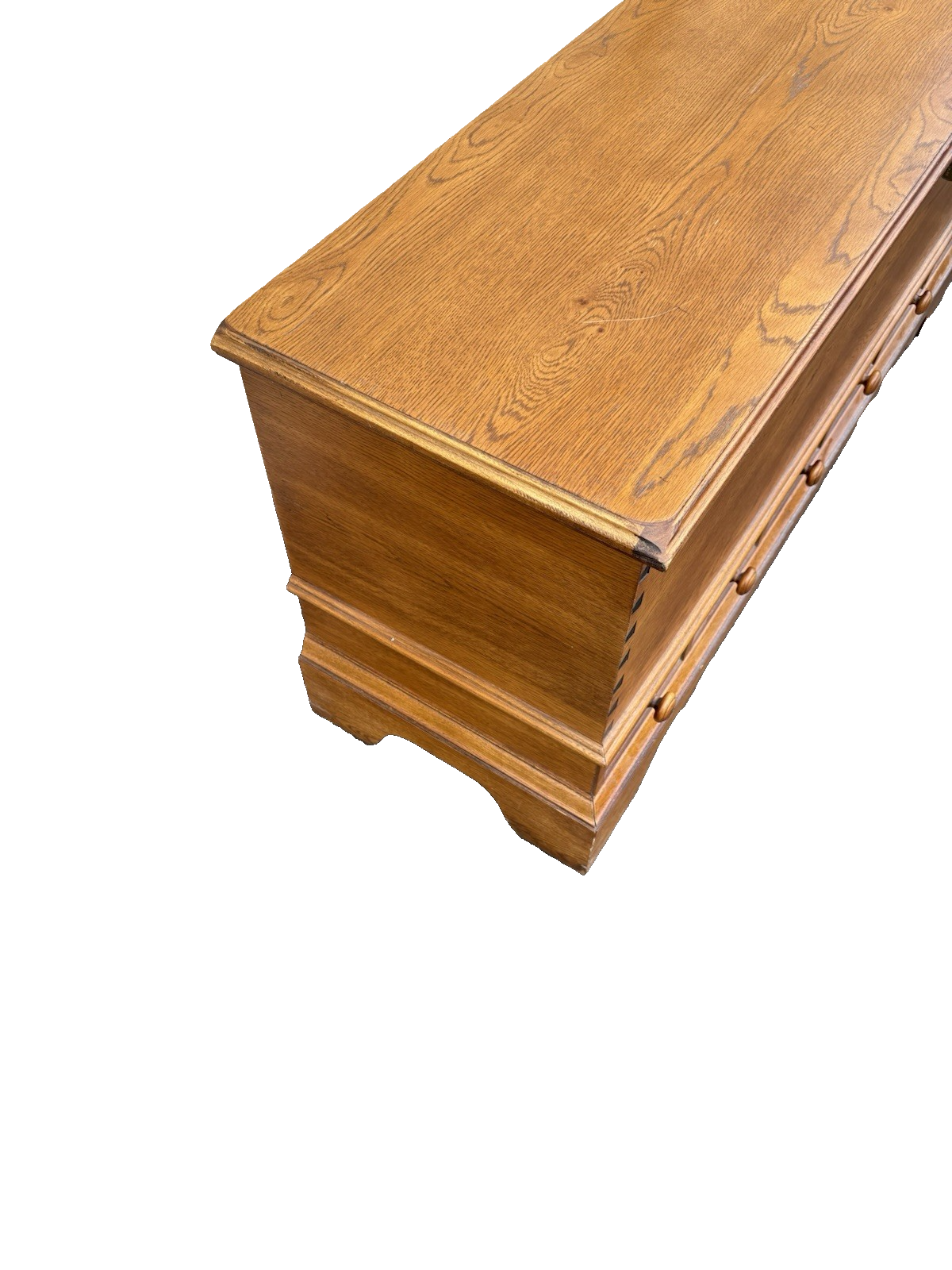 66663   Oak Dovetailed Blanket Storage Chest