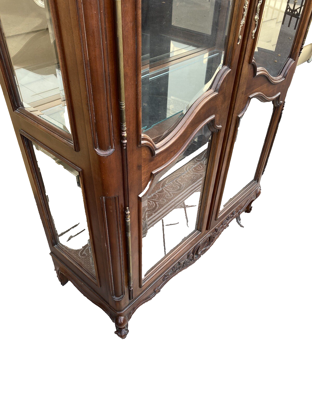 64784 Super Quality Lighted Curio China Cabinet