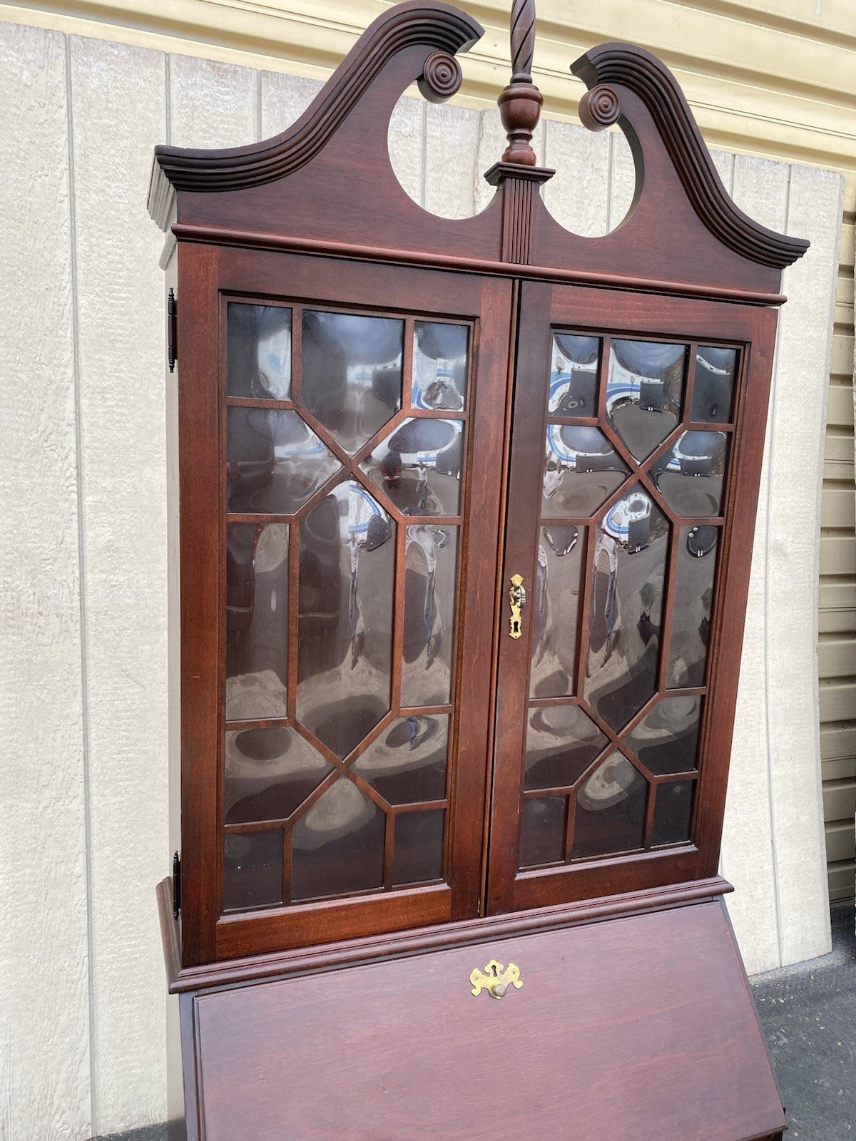 66491 JASPER Furniture Bubble Glass Secretary Desk w/ Bookcase Top