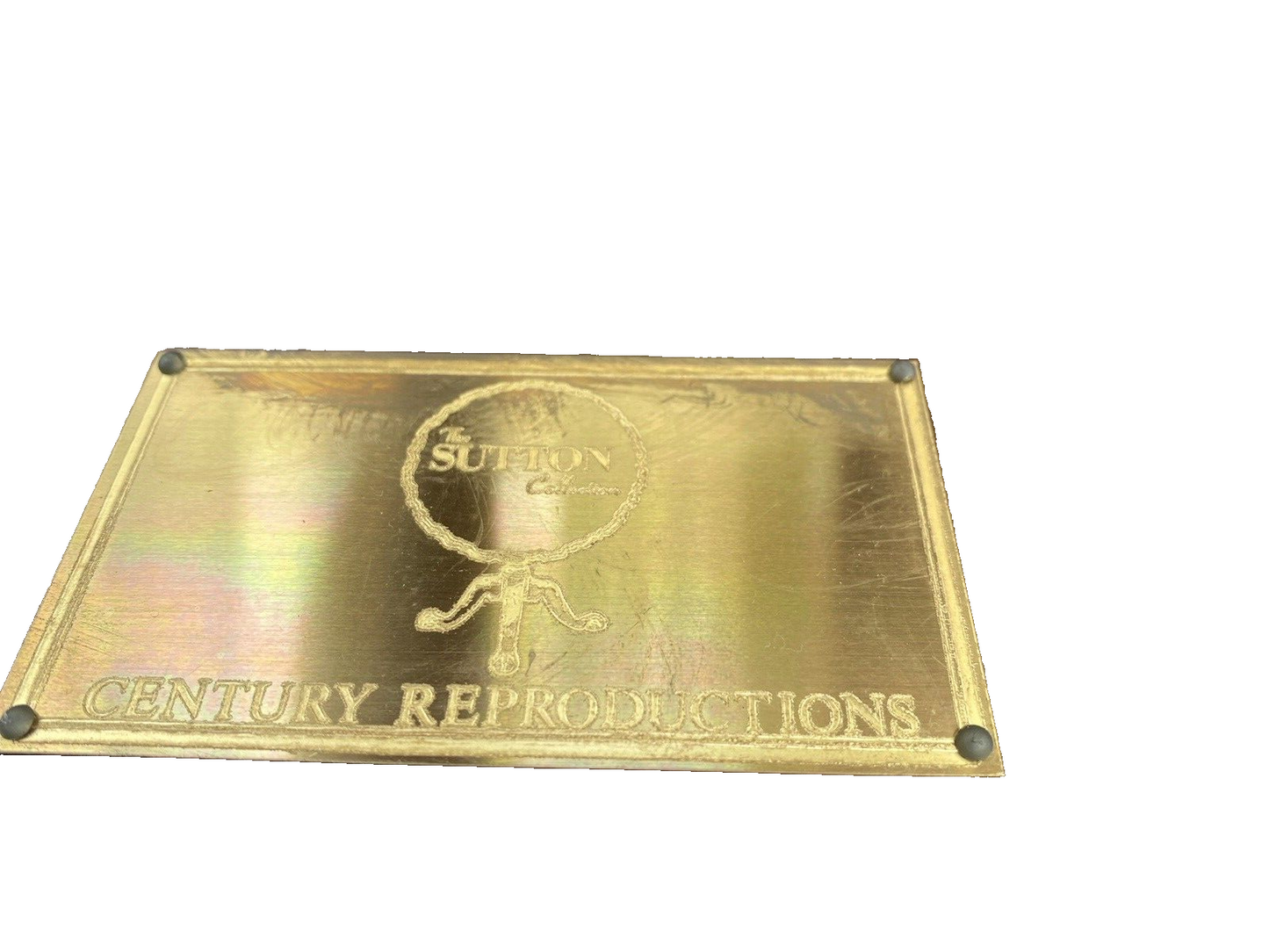 65698  SUTTON CENTURY  Reproductions  CROWN FINIAL CHINA  Mahogany Lamp Table