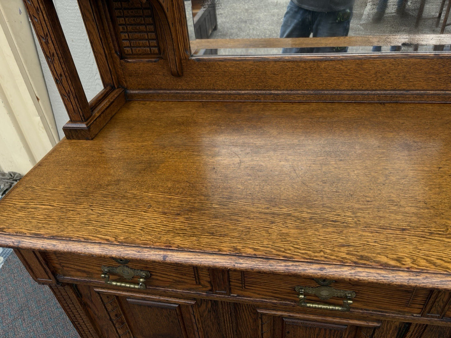 67026 Antique Victorian Oak Sideboard Buffet Cabinet