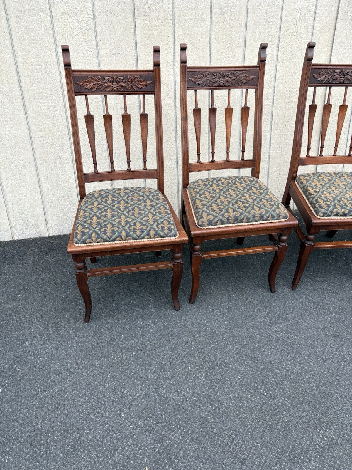 66466 Set 4 Victorian Walnut  Custom Hand Made Dining Chairs Chair s