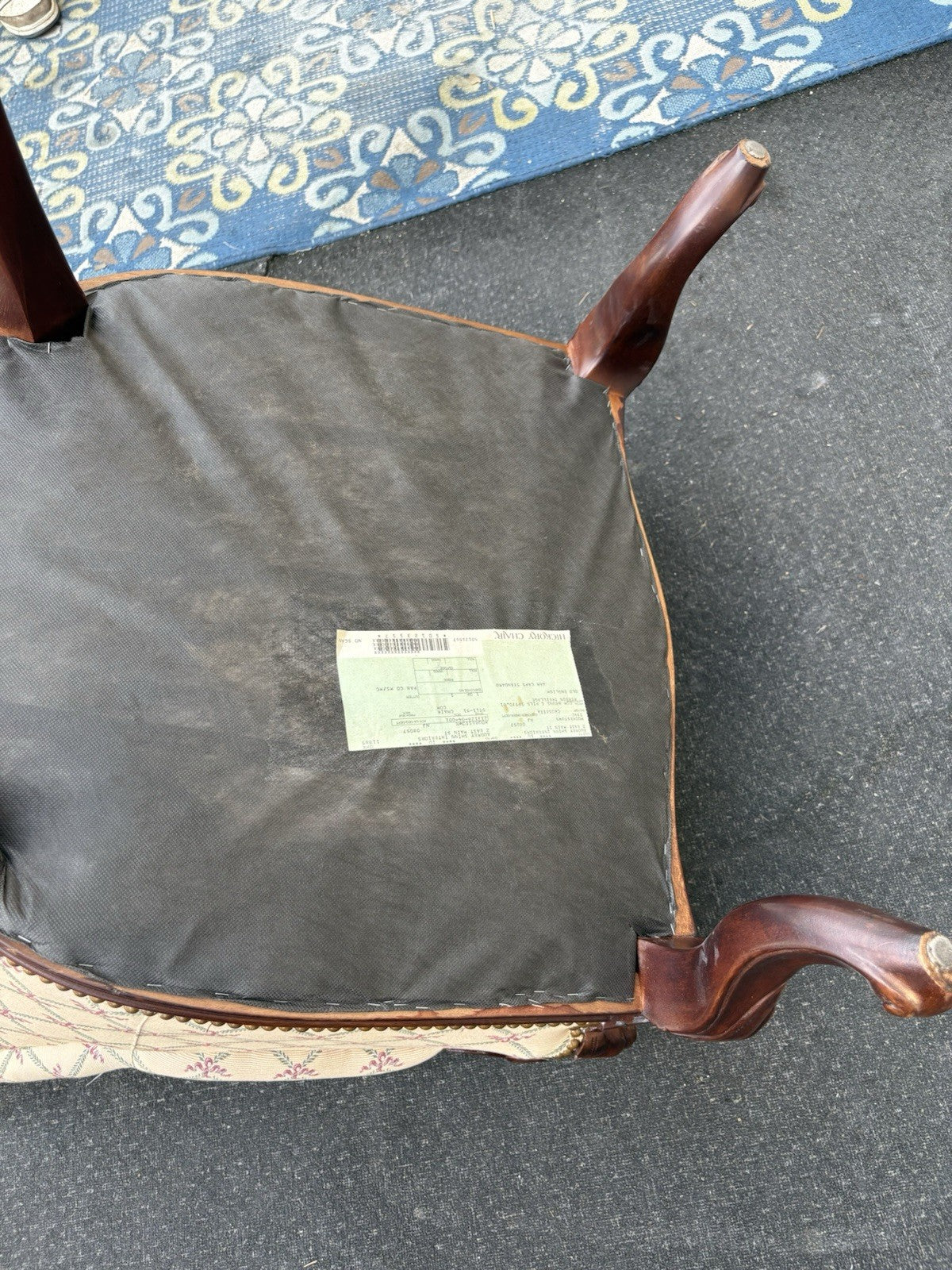 66836 HICKORY CHAIR Victorian Style Armchair Chair