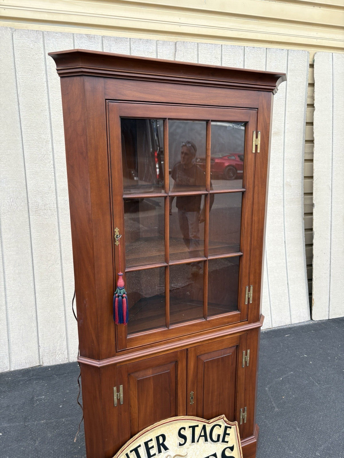66652   Solid Cherry Henkel Harris Virginia Galleries Corner China Cabinet Curio
