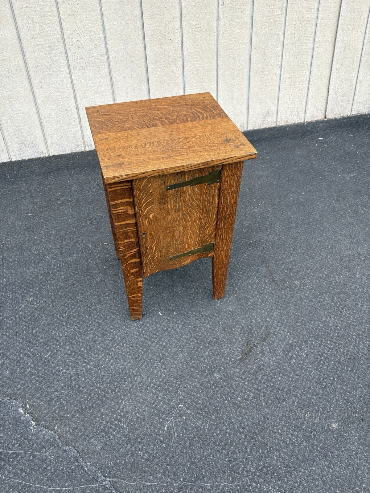 66720   Mission Oak Arts Crafts Nightstand End table Taboret