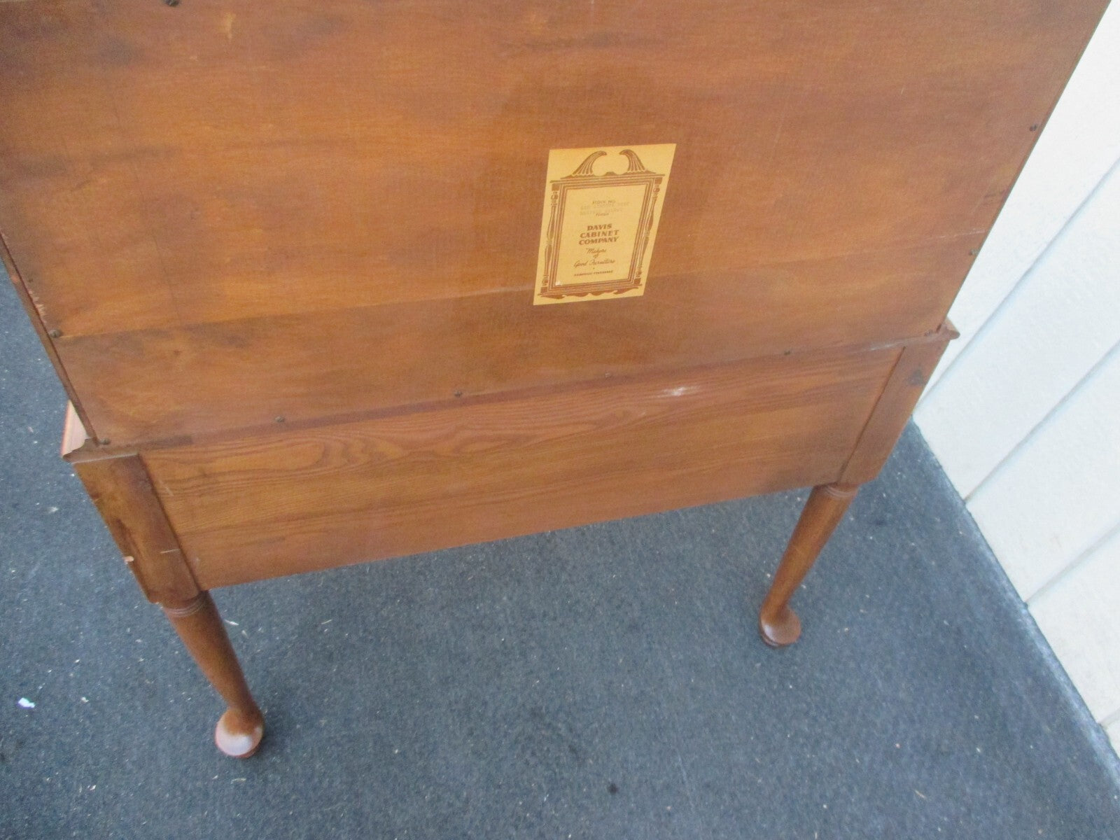 63998 Davis Furniture Inlaid Cherry Slantfront Desk