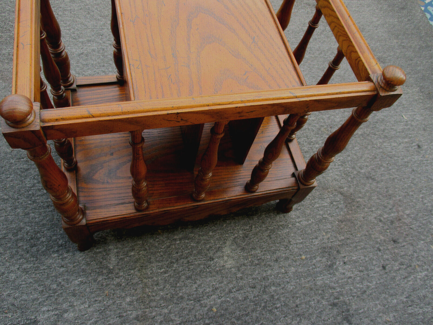 62977 Quality Oak Magazine Rack Holder Stand