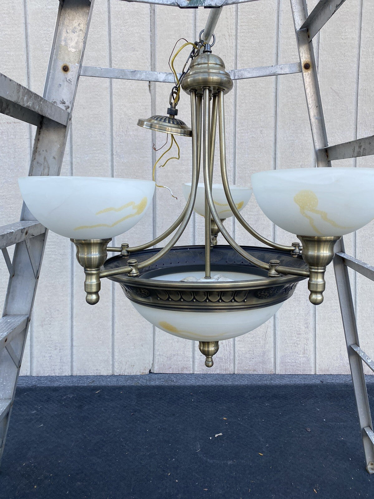 66031   Modern Decorator Hanging Light Fixture Chandelier.