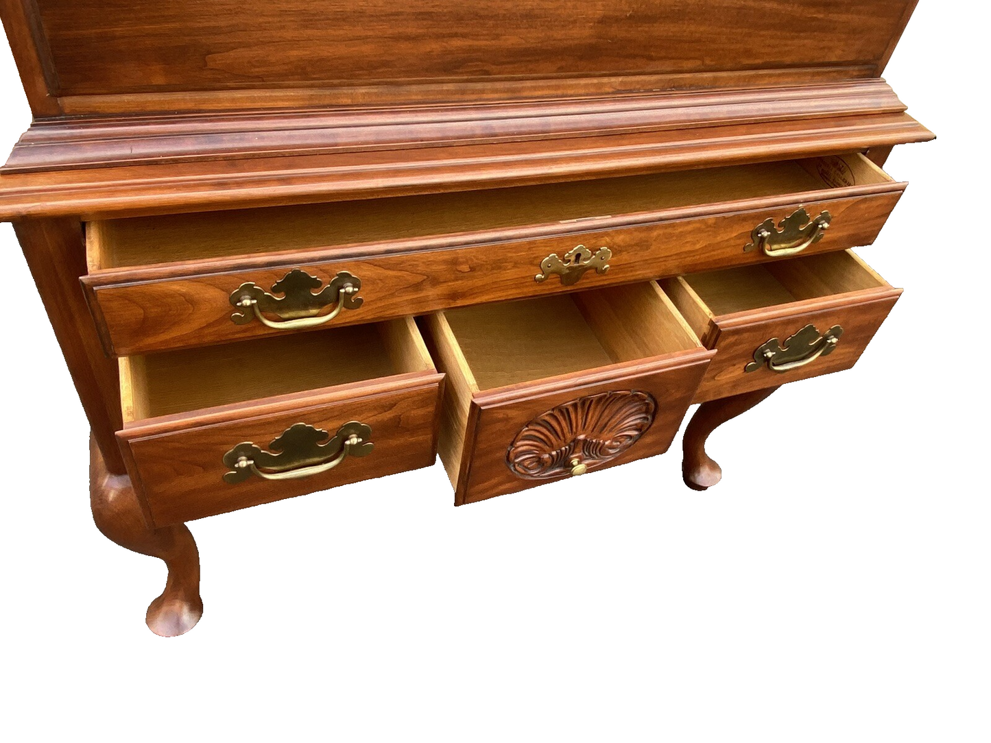 65416 HENKEL HARRIS Queen Anne 2 Piece Highboy Chest Dresser