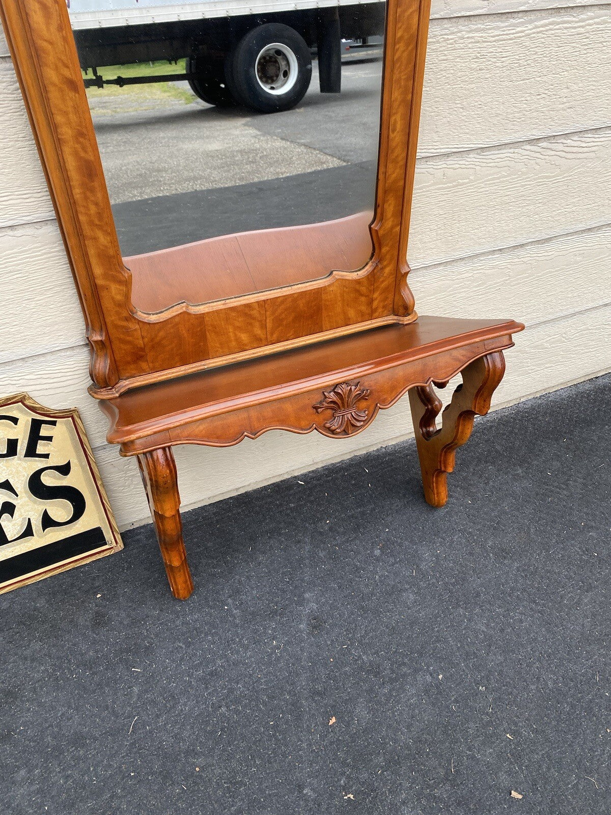 64707  Victorian Hall Mirror with Stand  Table  Pier Mirror