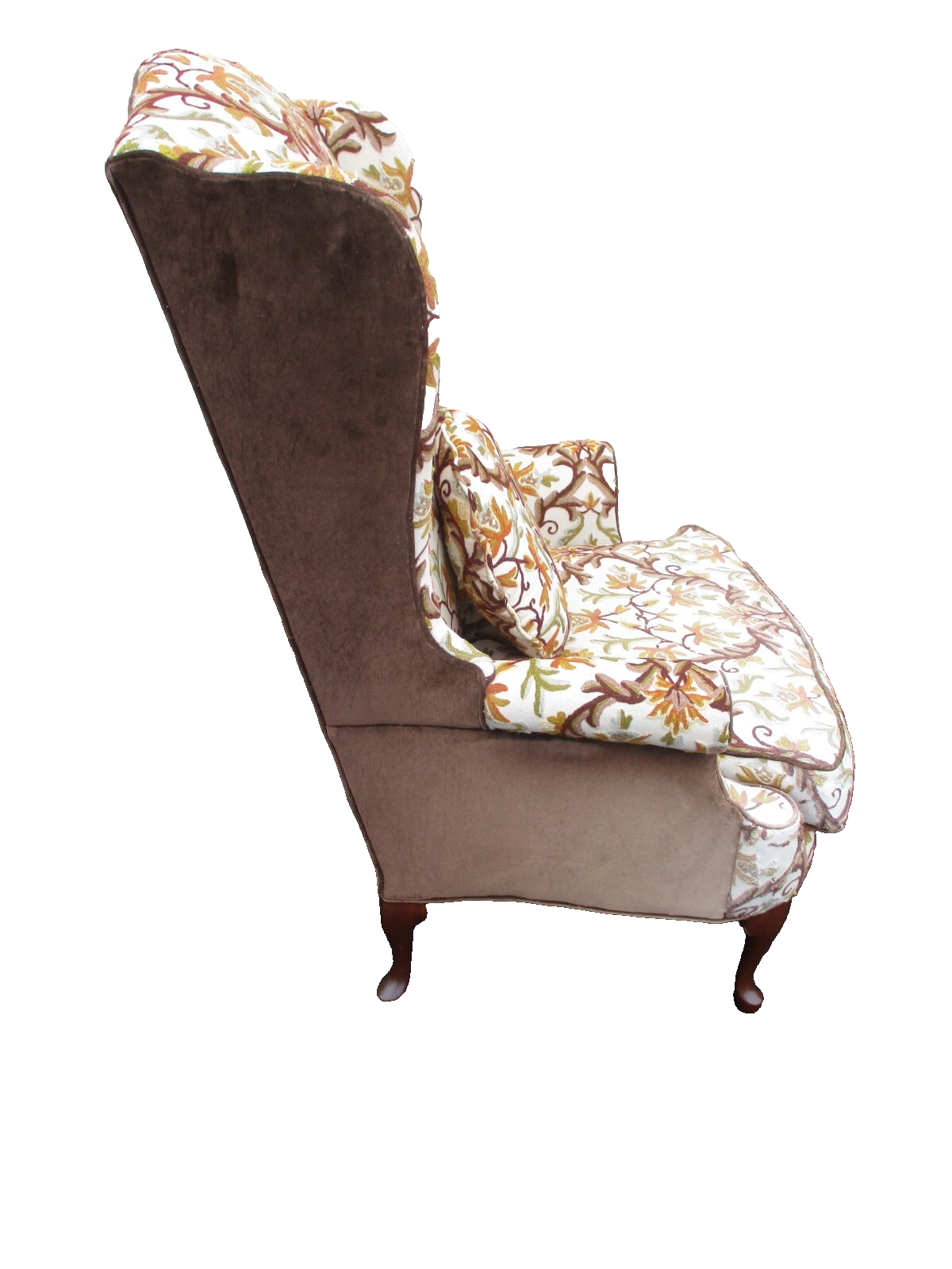 64184   Pair HICKORY  Furniture Crewel Embroidered Queen Anne Wing Chair s