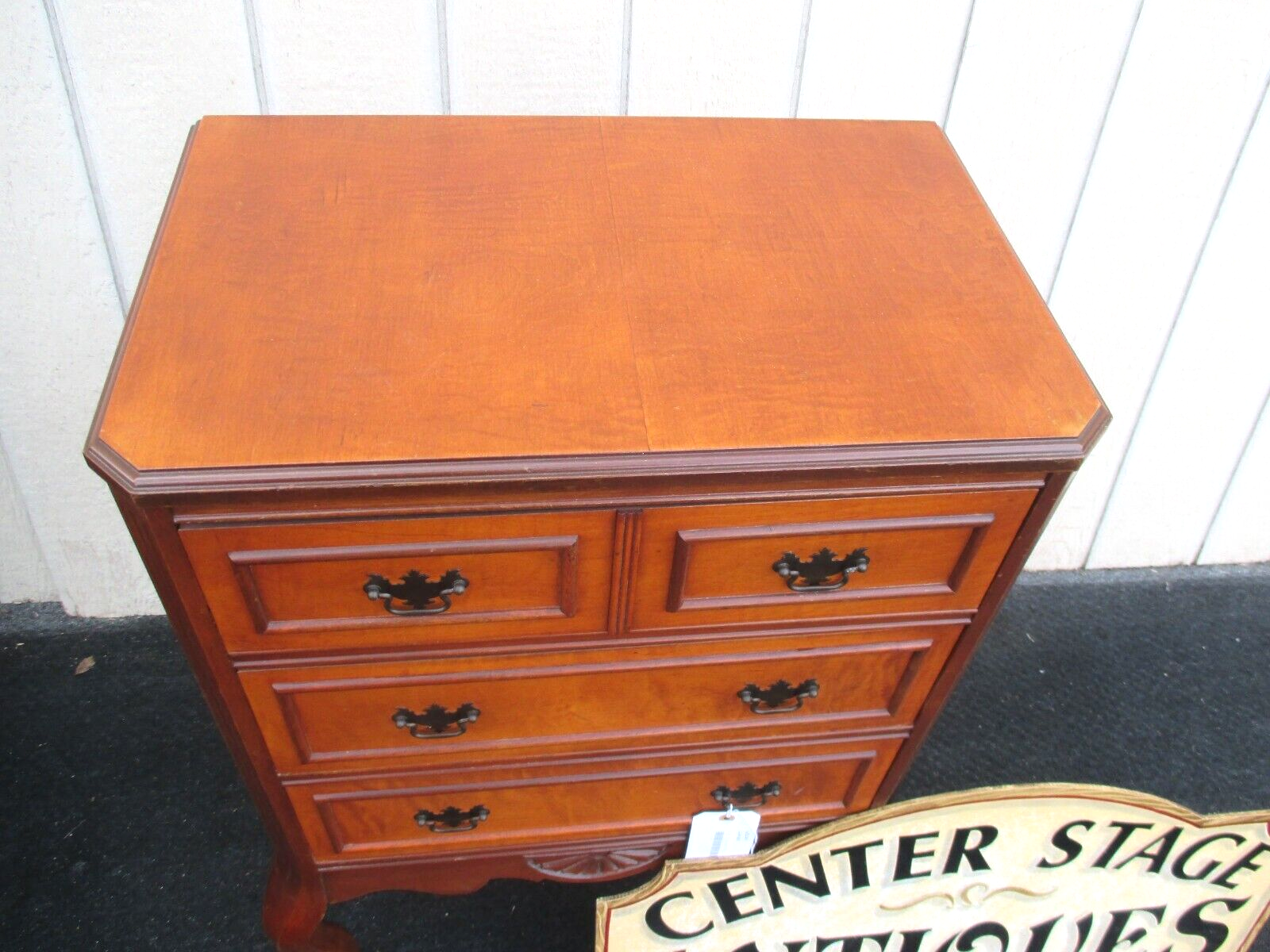 63926    Nightstand End Table Stand