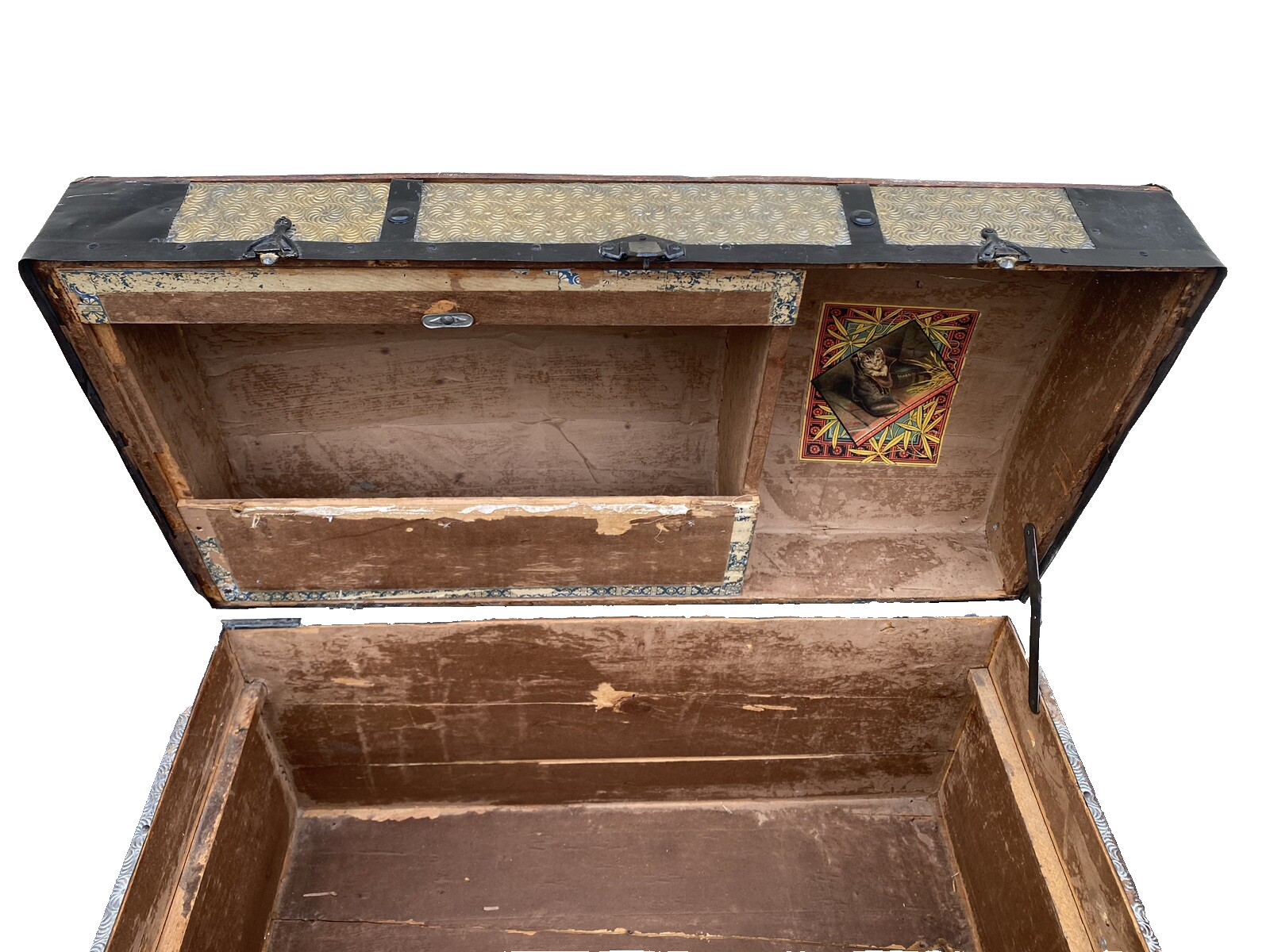 65518   Antique Dome Top Trunk Storage Chest