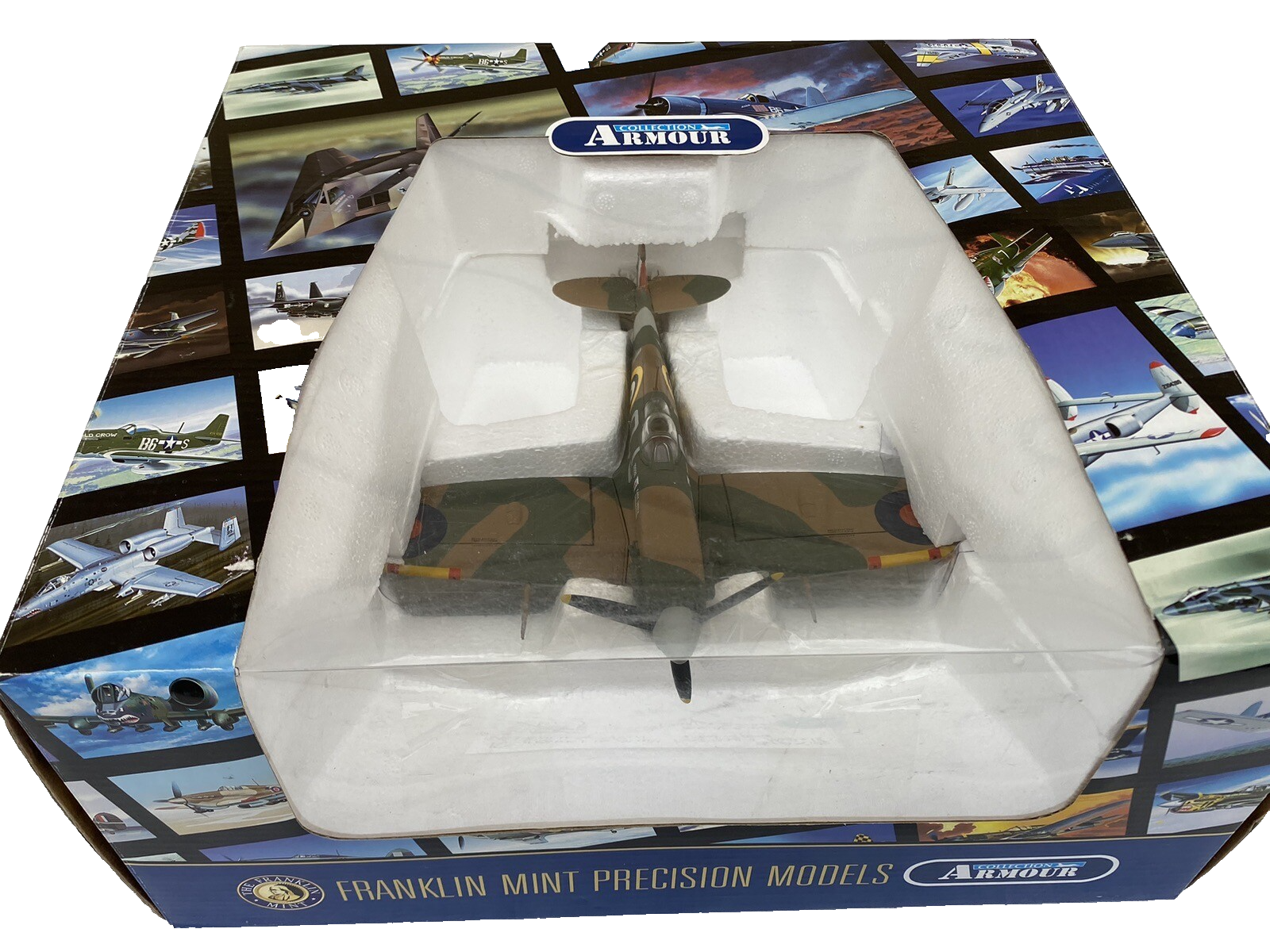 ES 61 :   FRANKLIN MINT EAST INDIA Squadron Spitfire FMTM with box