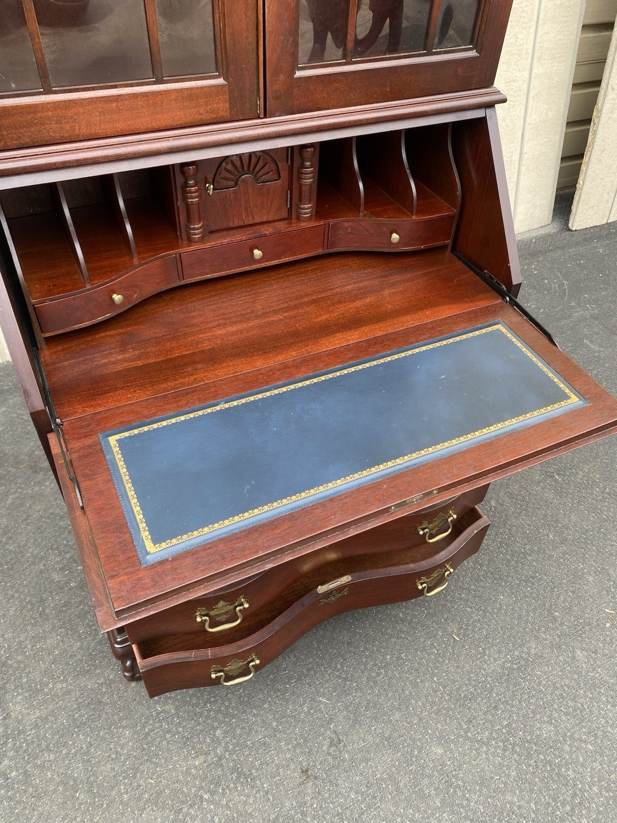 66491 JASPER Furniture Bubble Glass Secretary Desk w/ Bookcase Top