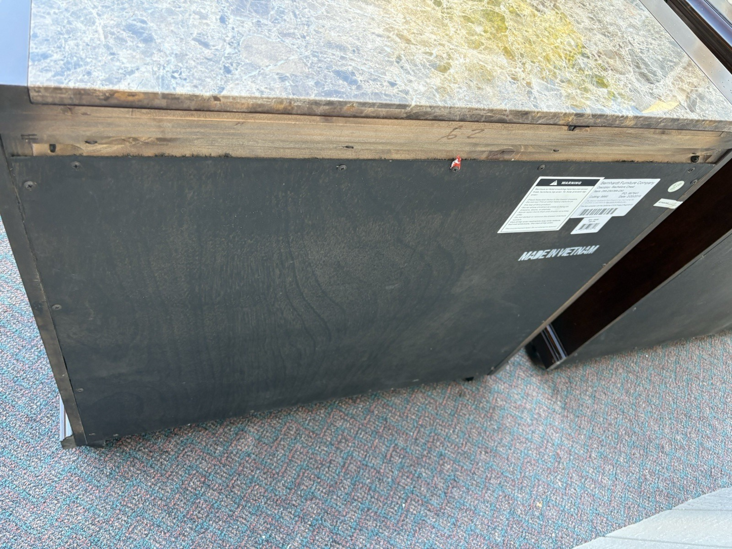 67105 Pair of BERNHARDT Modern Nightstand End Table Stand s