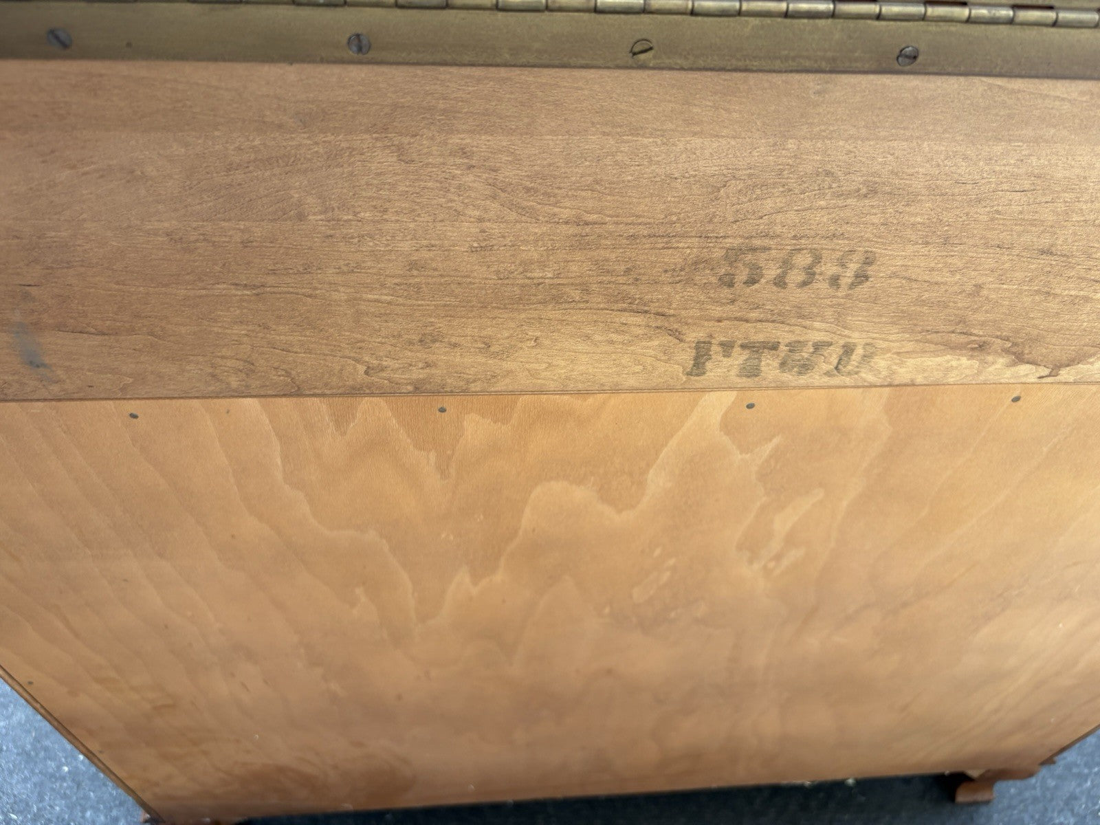 66666  Cherry Lift Top Bar Cart Server  Liquor Cabinet