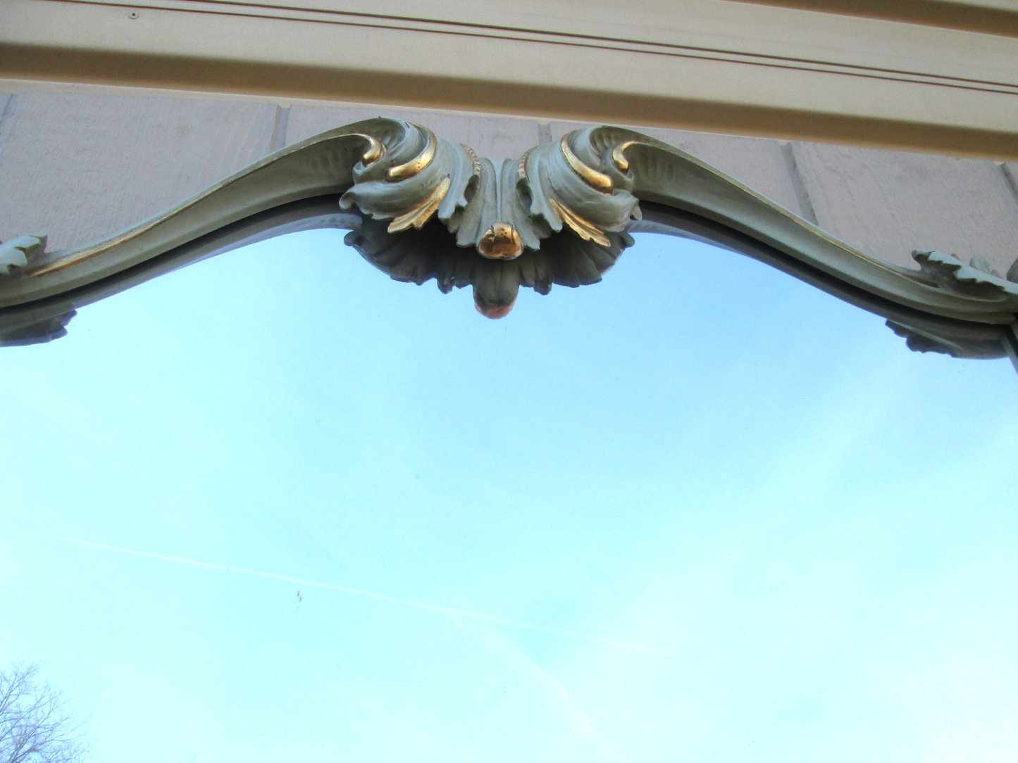 56501  Decorator Credenza Console  Cabinet Table Stand w/ Mirror