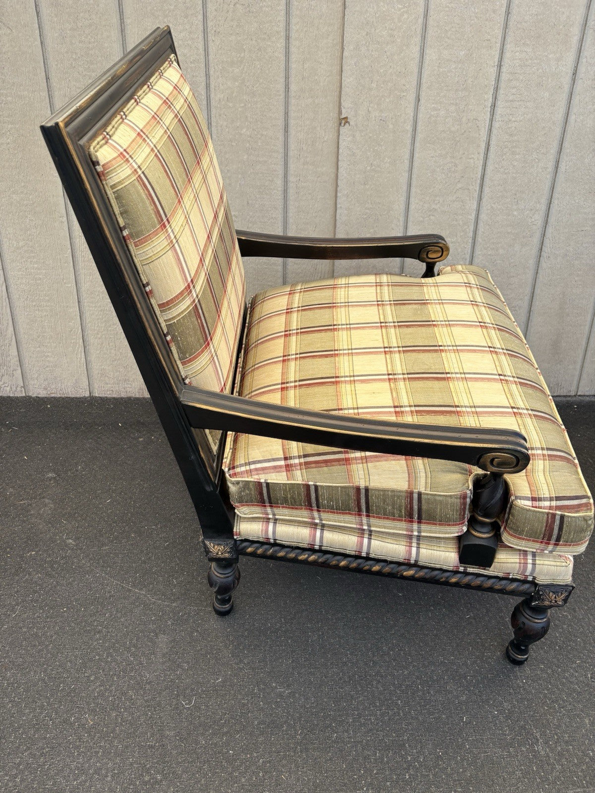 66696 C R LAINE Decorator Armchair Chair