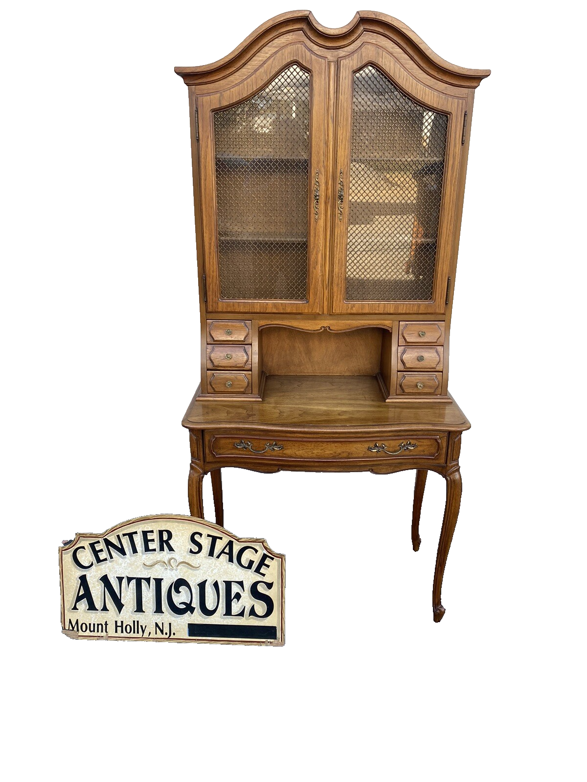 66017   THOMASVILLE Oak French Country W/ Bookcase Top