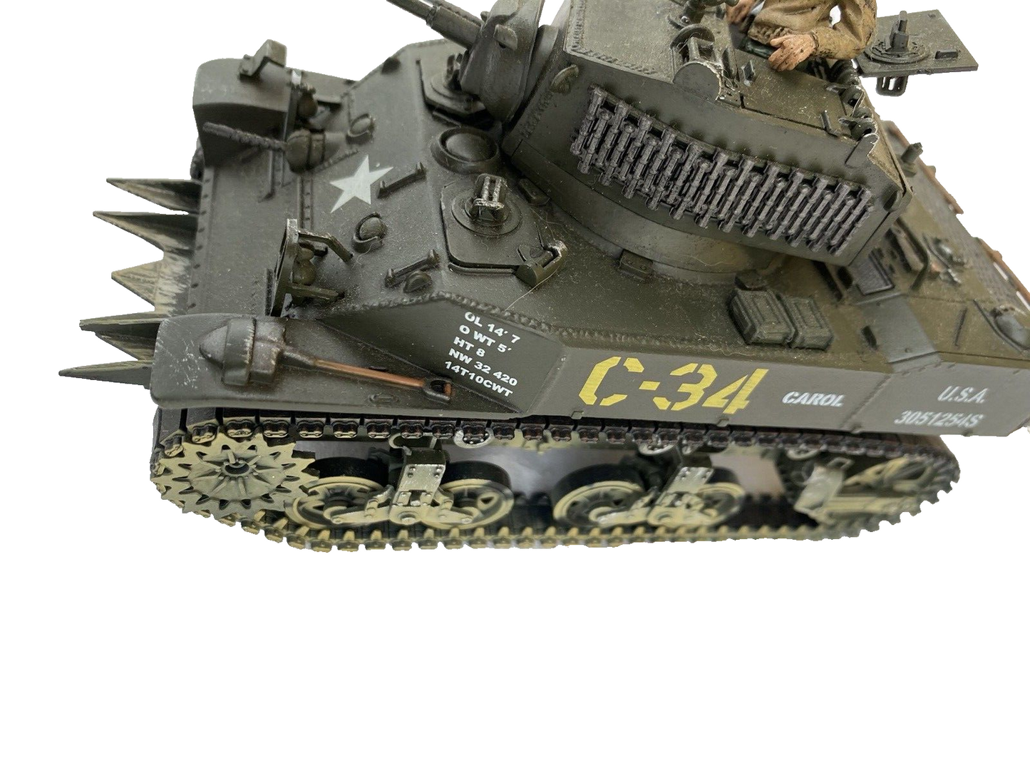 ES 78: Unimax Forces of valor US STUART C-34 Tank  #91004     1: 32 scale