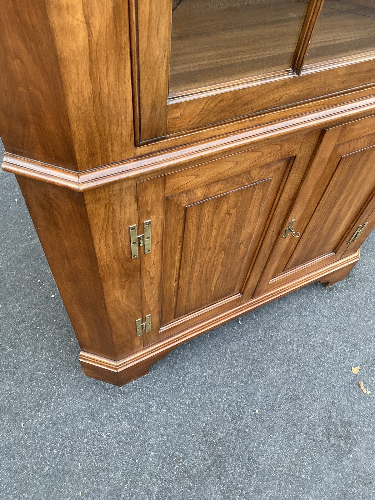 66039    HENKEL HARRIS Black  Cherry Corner China Cabinet