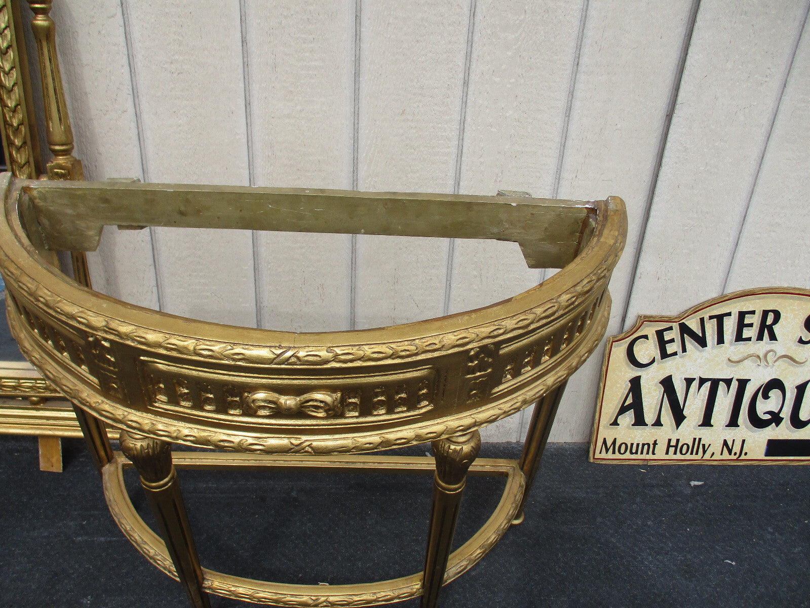64439 Gold Decorator Console Table with Mirror