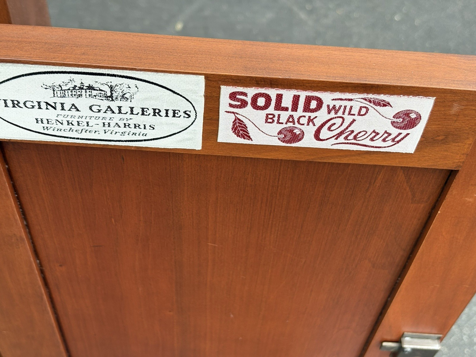 66652   Solid Cherry Henkel Harris Virginia Galleries Corner China Cabinet Curio