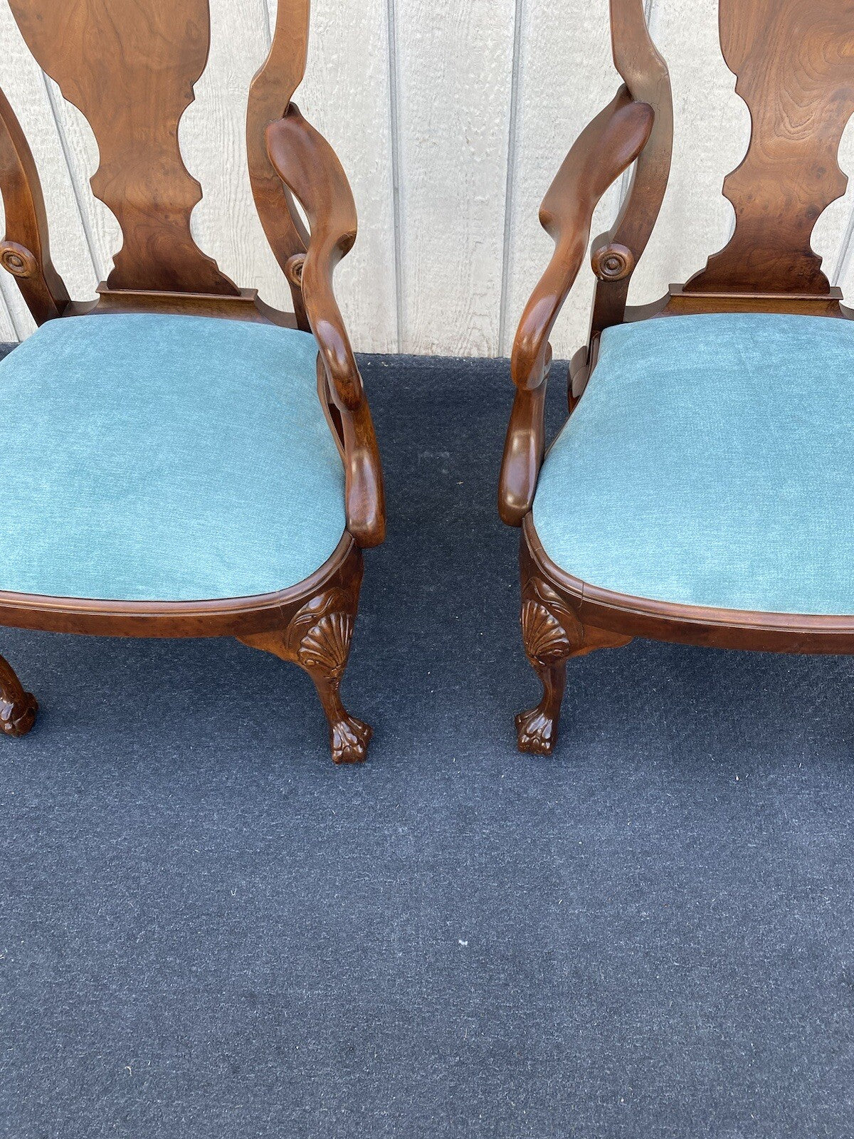 64506   Pair Burled  Mahogany Armchairs  Chair s