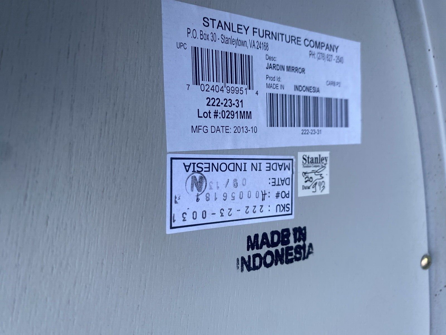 65254 Oval Stanley Furniture Decorator Mirror