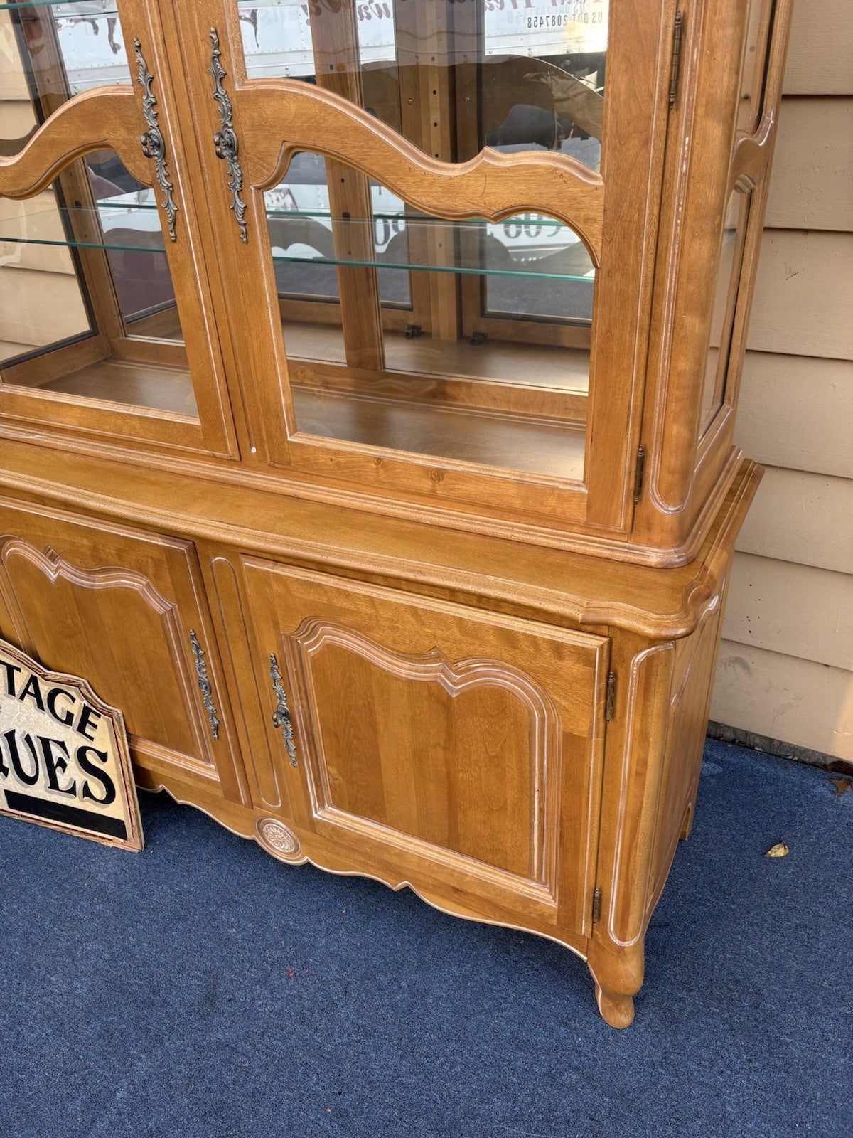 67124 French Country ETHAN ALLEN China Cabinet Curio