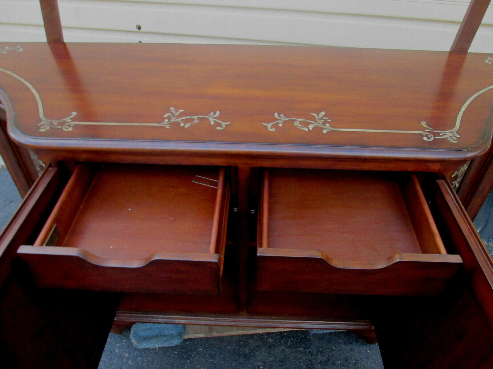 57287 LEXINGTON WAVERLY LARGE SIDEBOARD SERVER CABINET DRESSER W/ MIRROR